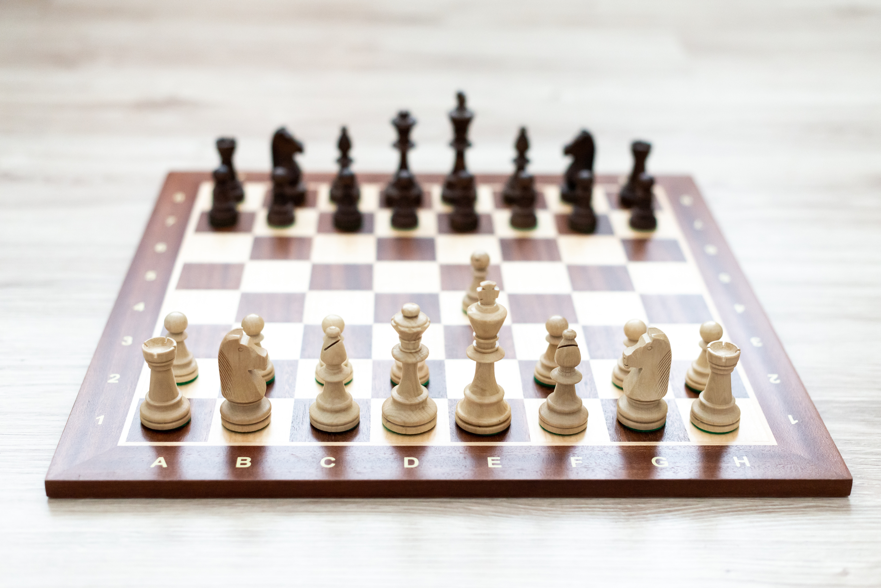 Drevená šachová súprava STAUNTON KLASIK