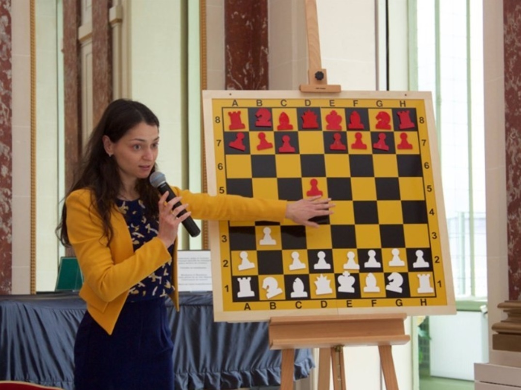 Skladacia magnetická šachovnica