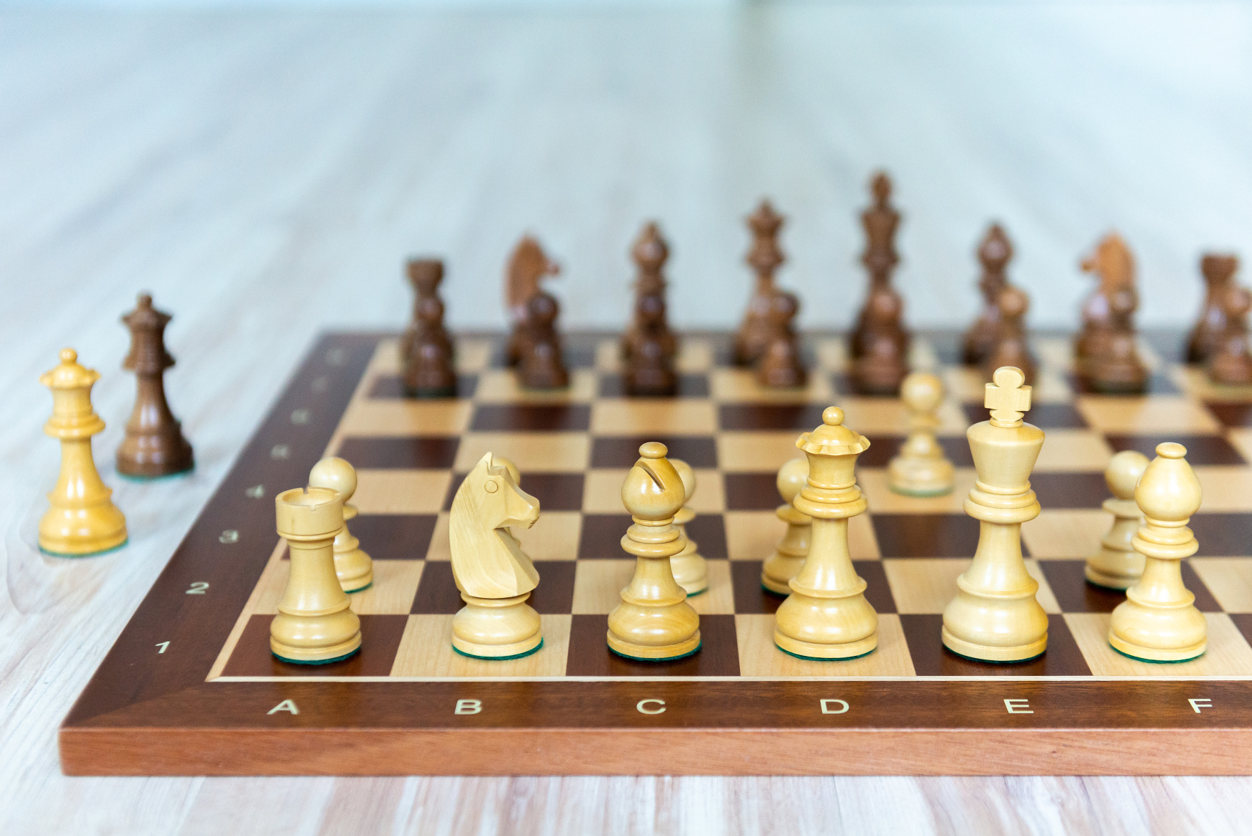 Drevená šachová súprava javor PROFESIONÁL