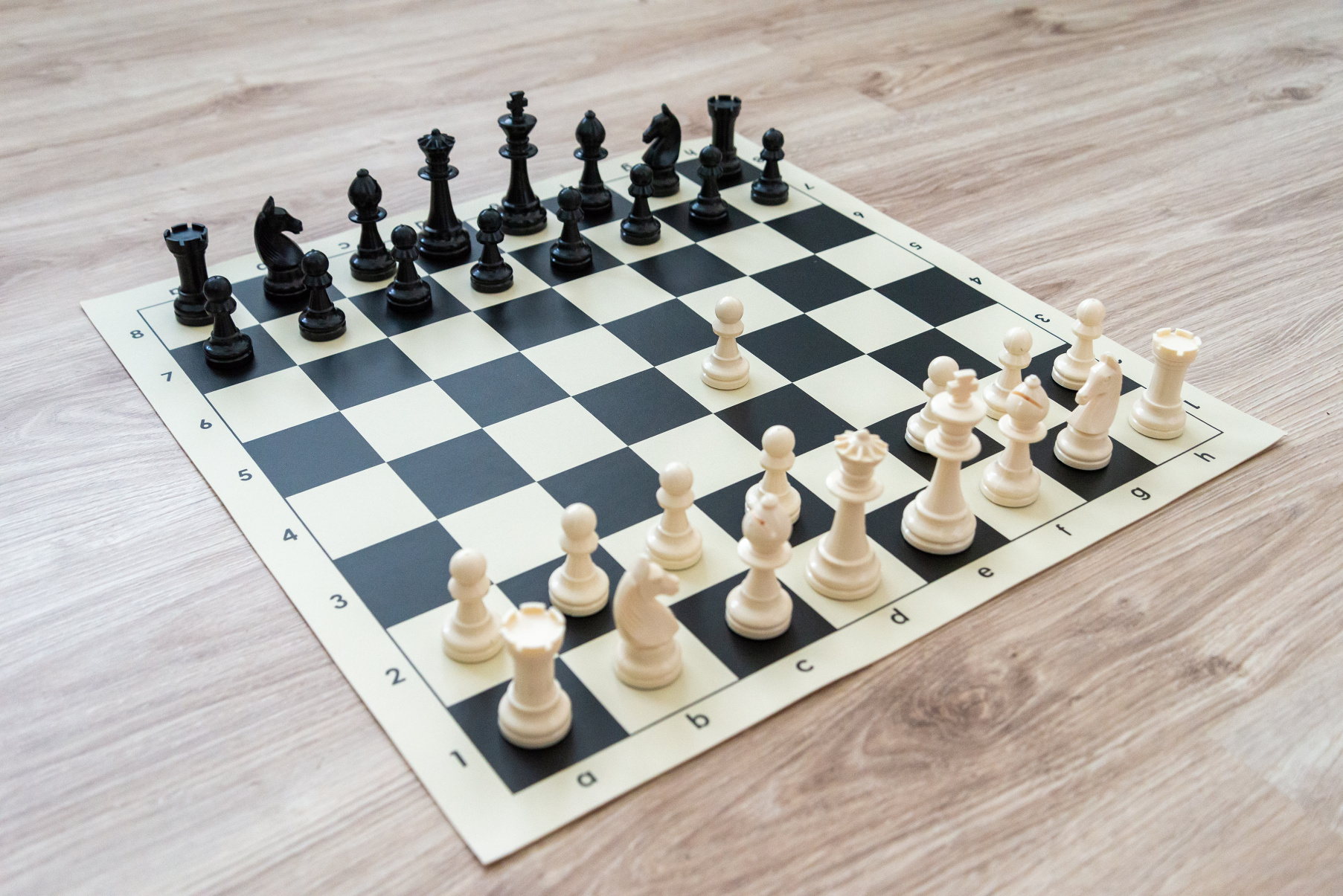 Šachová súprava Staunton komplet veľká čierna