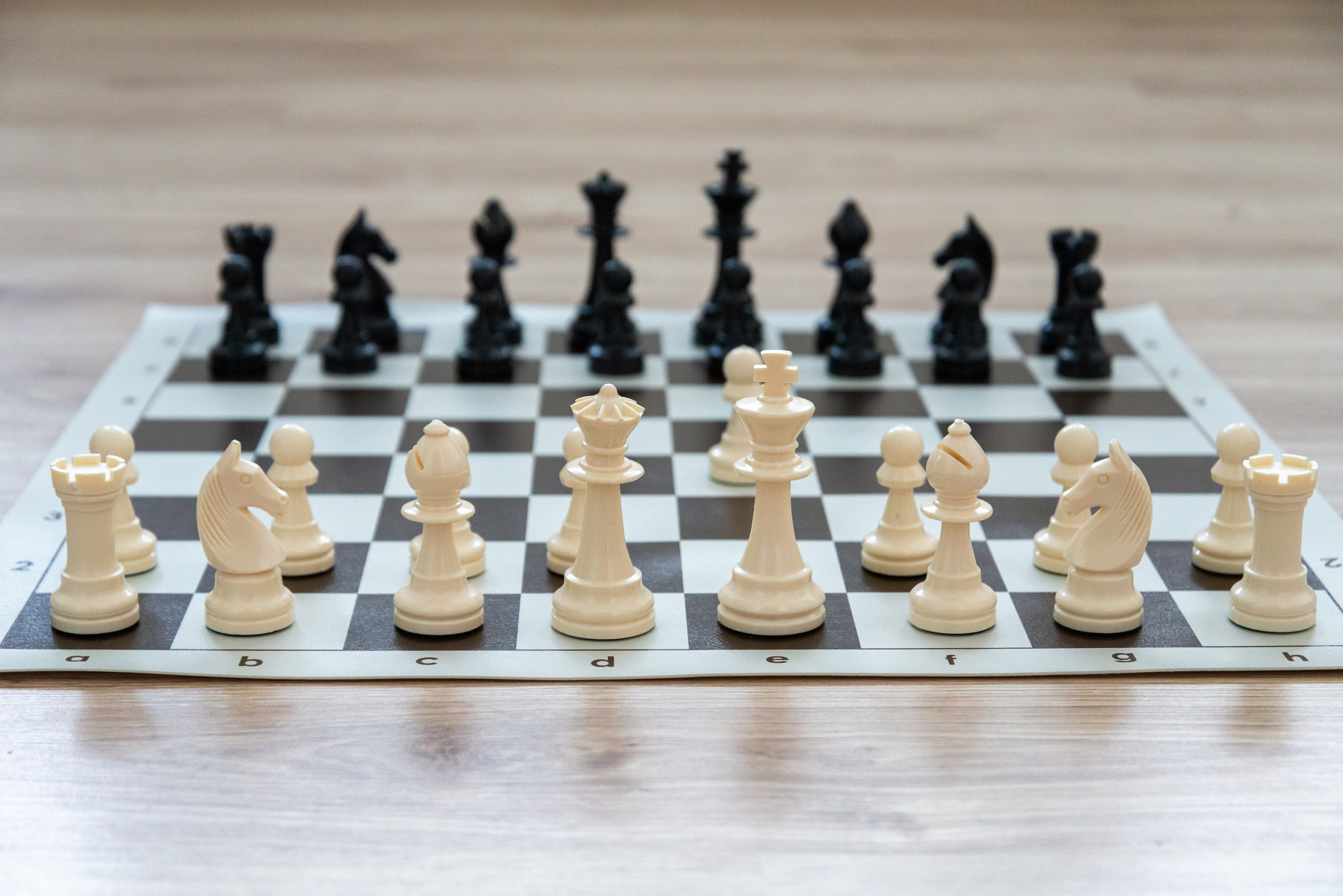 Šachová súprava Staunton komplet veľká hnedá