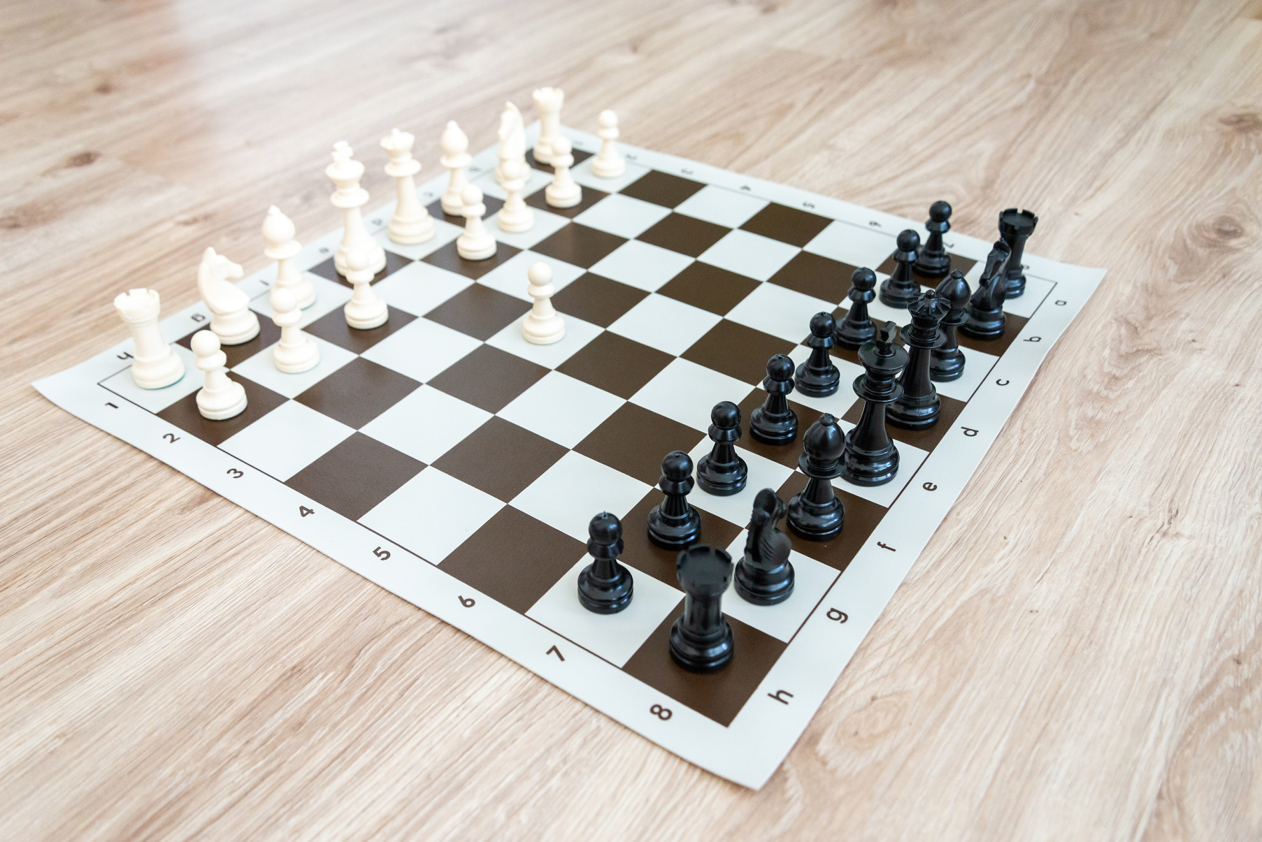 Šachová súprava Staunton komplet veľká hnedá