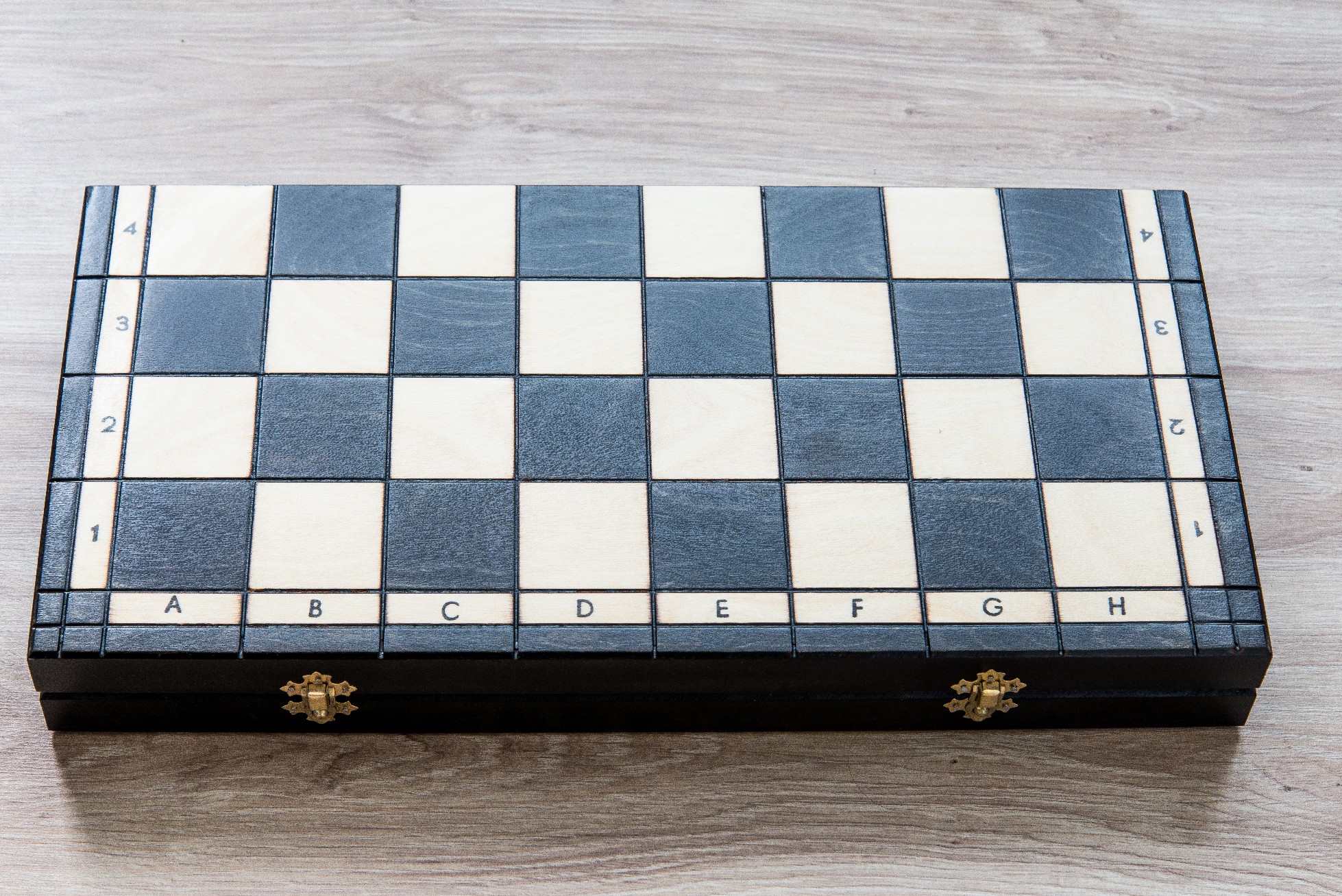 Drevené súťažné šachy