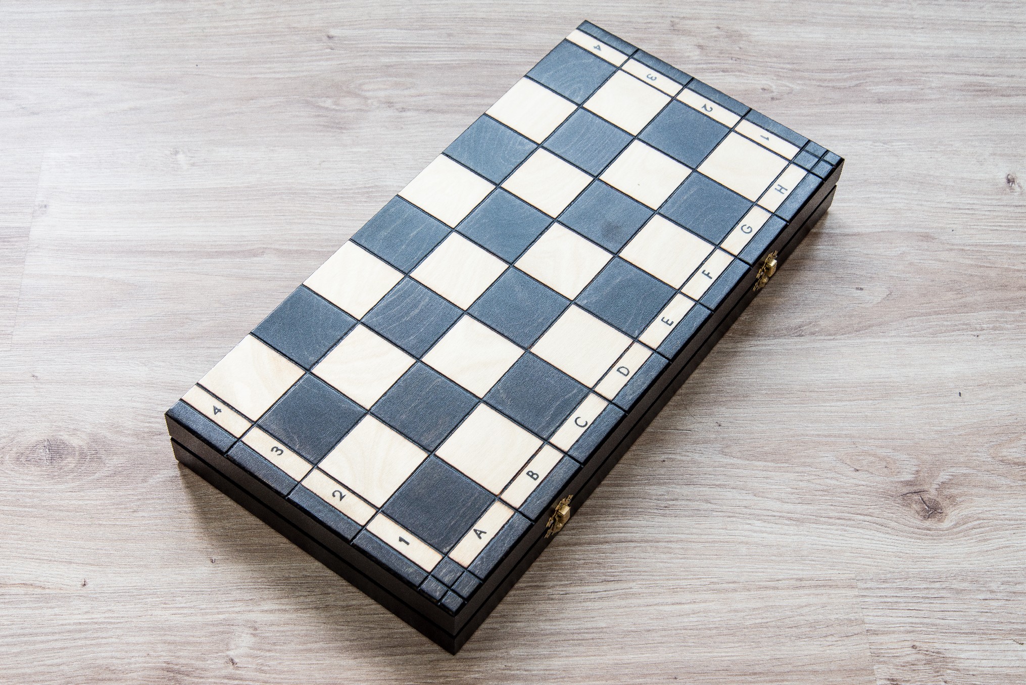 Drevené súťažné šachy