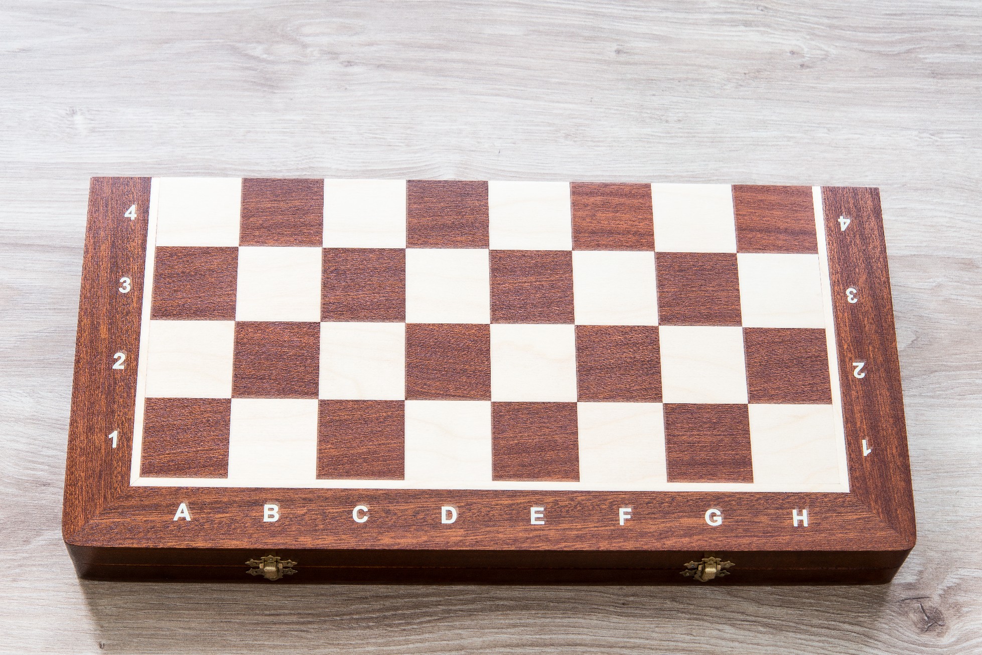 Drevené šachy turnajové