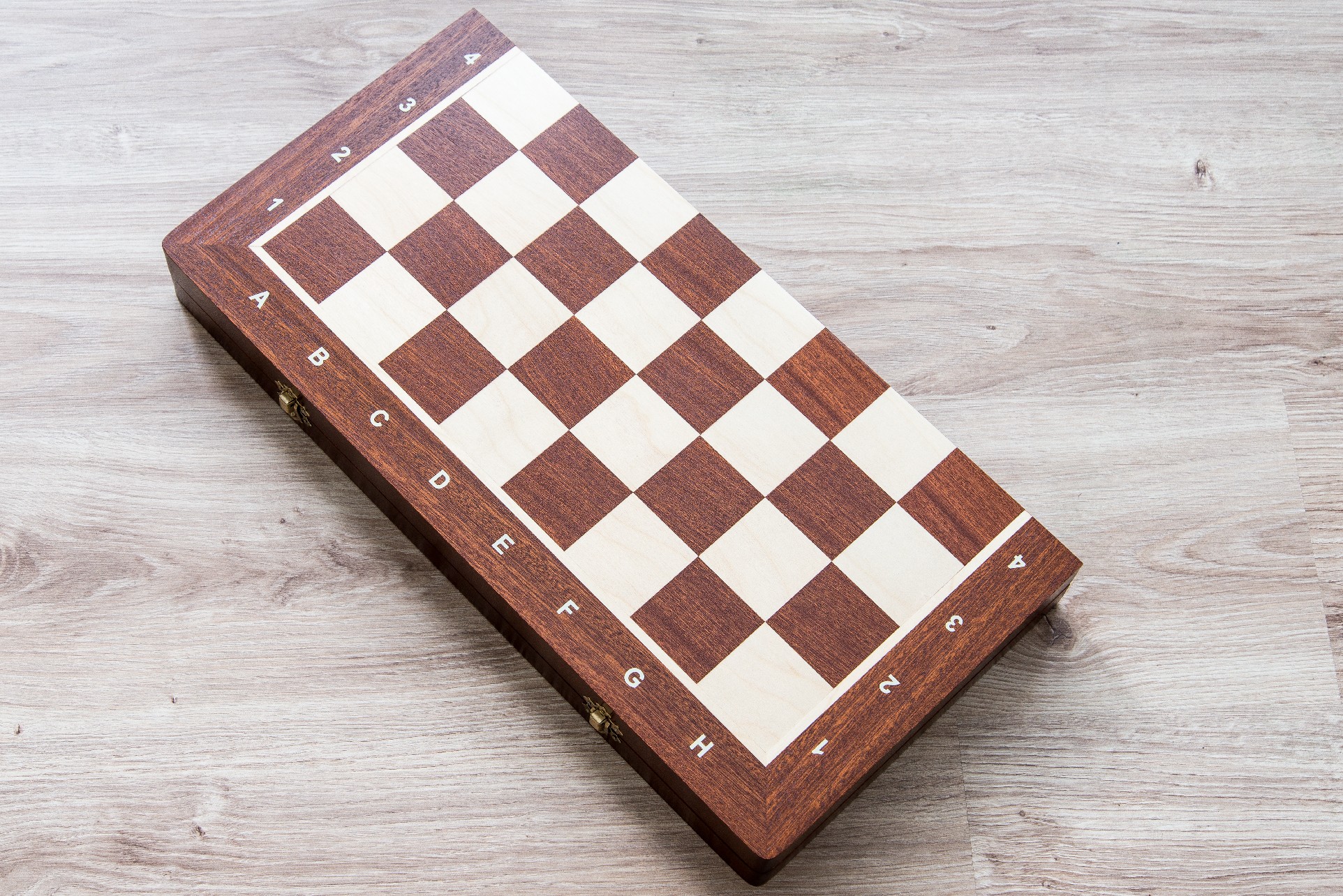 Drevené šachy turnajové