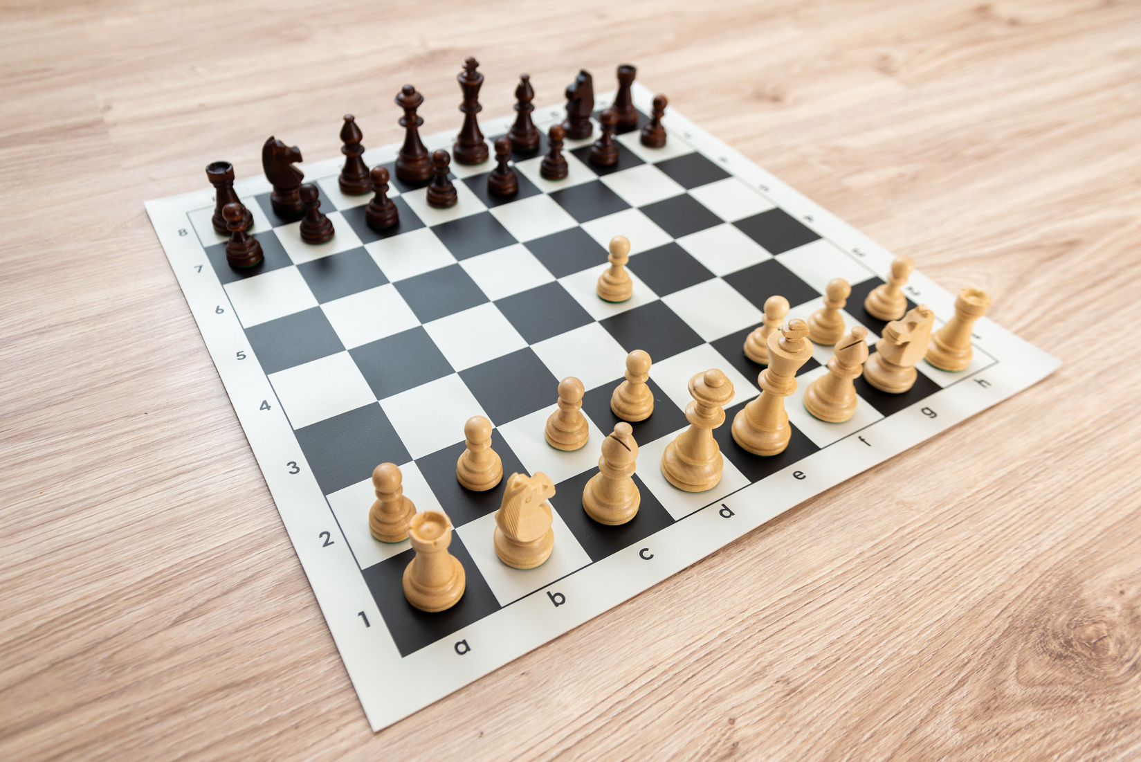 Drevená šachová súprava Staunton klasik čierna