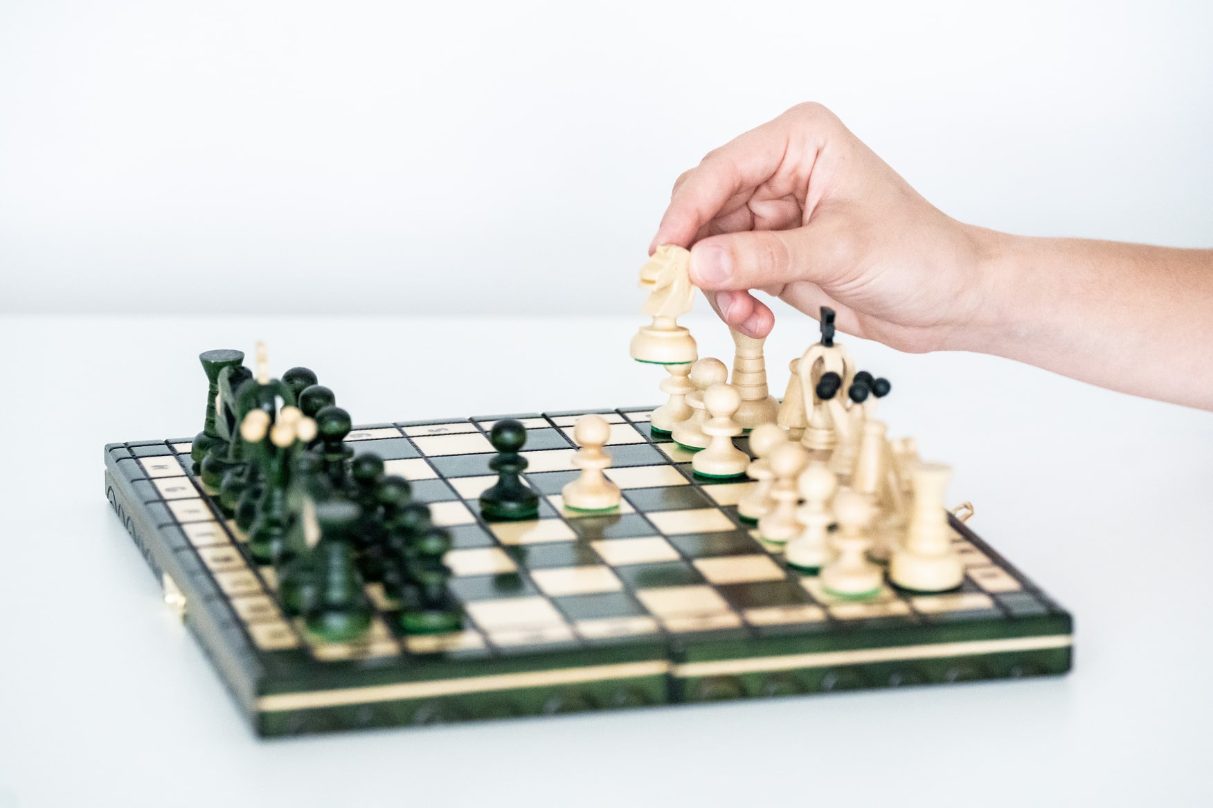 Drevené šachy Rosa zelené