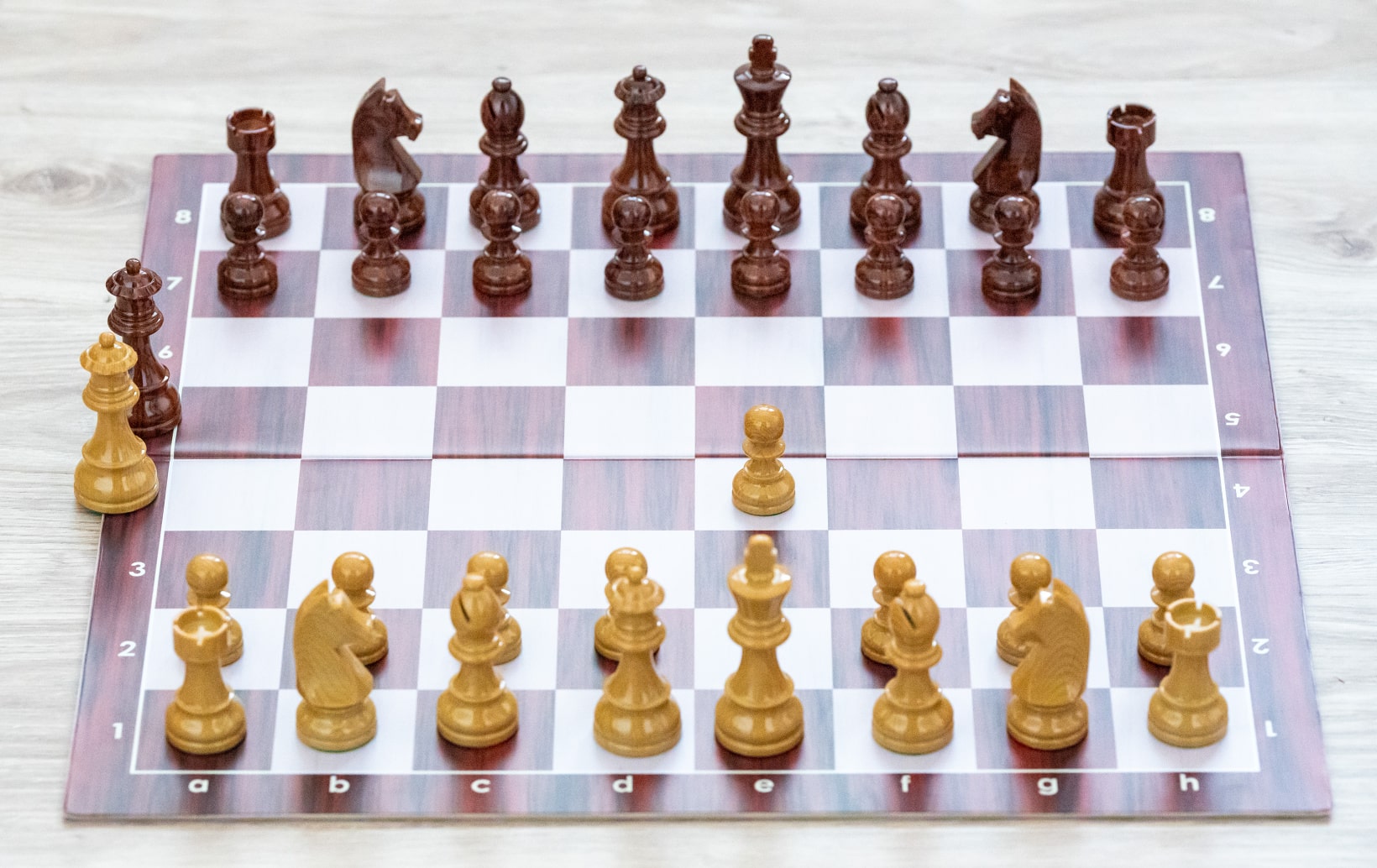 Šachová skladacia súprava Staunton