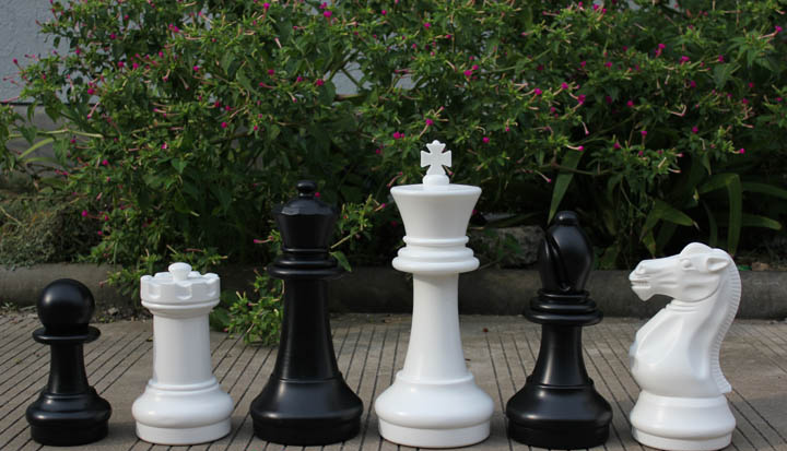 Záhradné šachové figúrky MIDDLE