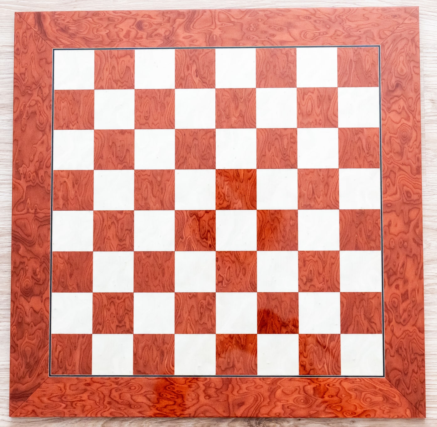 Šachovnica Scarlet Elite