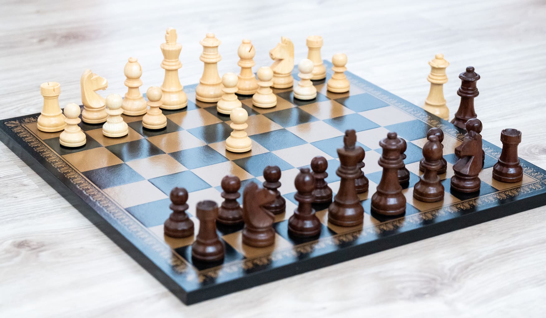 Šachová súprava Staunton Dragon