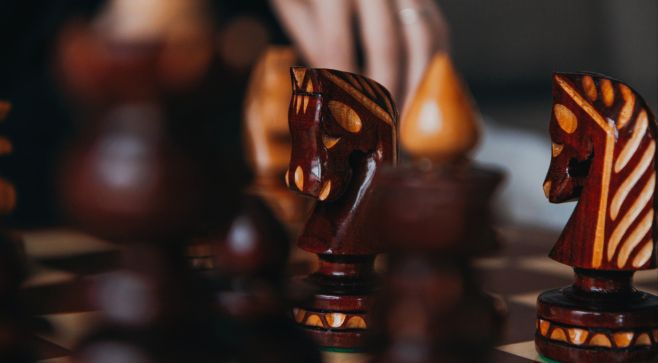 A halloweenska partička sa môže začať🎃♟ https://www.sachovyobchod.sk/drevene-sachy/ #e4e5 #sach #sachprekazdeho...